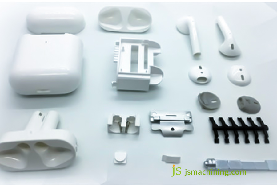 Manufacturing wireless earphone charging case